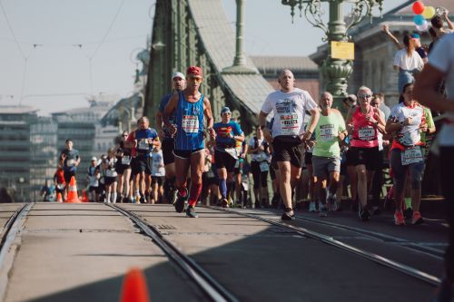 Foto offerta MARATONA DI BUDAPEST | 42K,30K,14K,10K,5K, immagini dell'offerta MARATONA DI BUDAPEST | 42K,30K,14K,10K,5K di Ovunque viaggi.